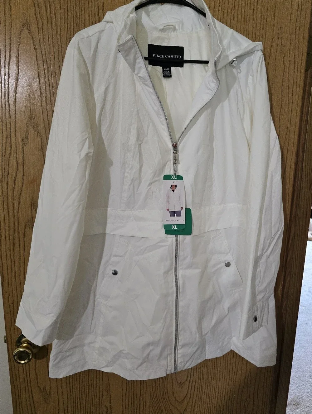 Nwt. Vince Camuto White Lightweight Hooded Trench Coat